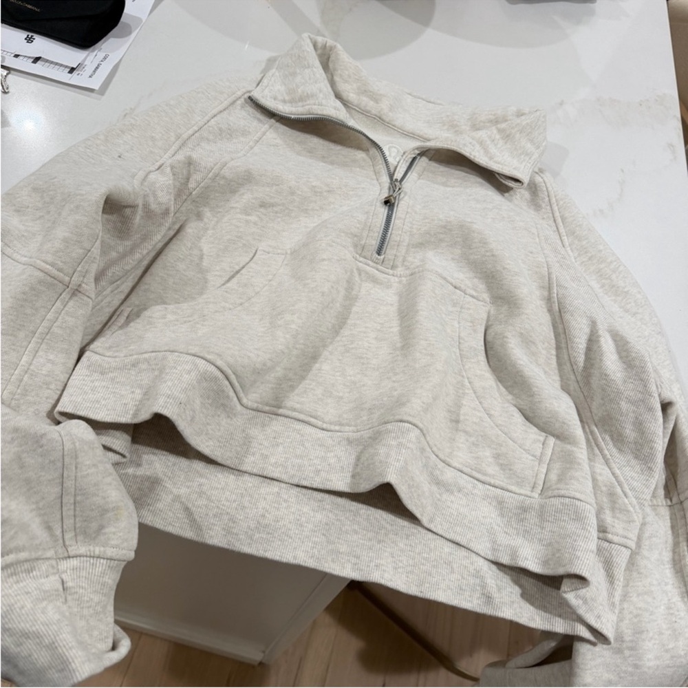 Lululemon scuba crewneck M/L